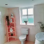 Conveniently Located House To Enjoy Of Kerry Semesterbostad *